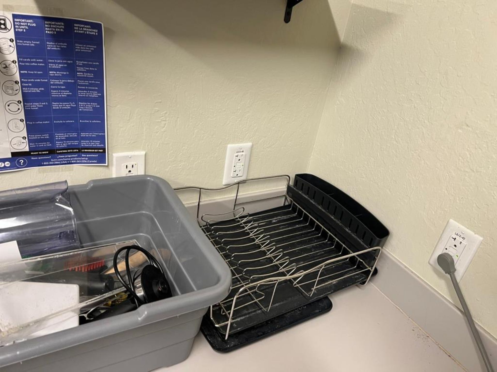 Kitchen Appliances - Image 5 of 8