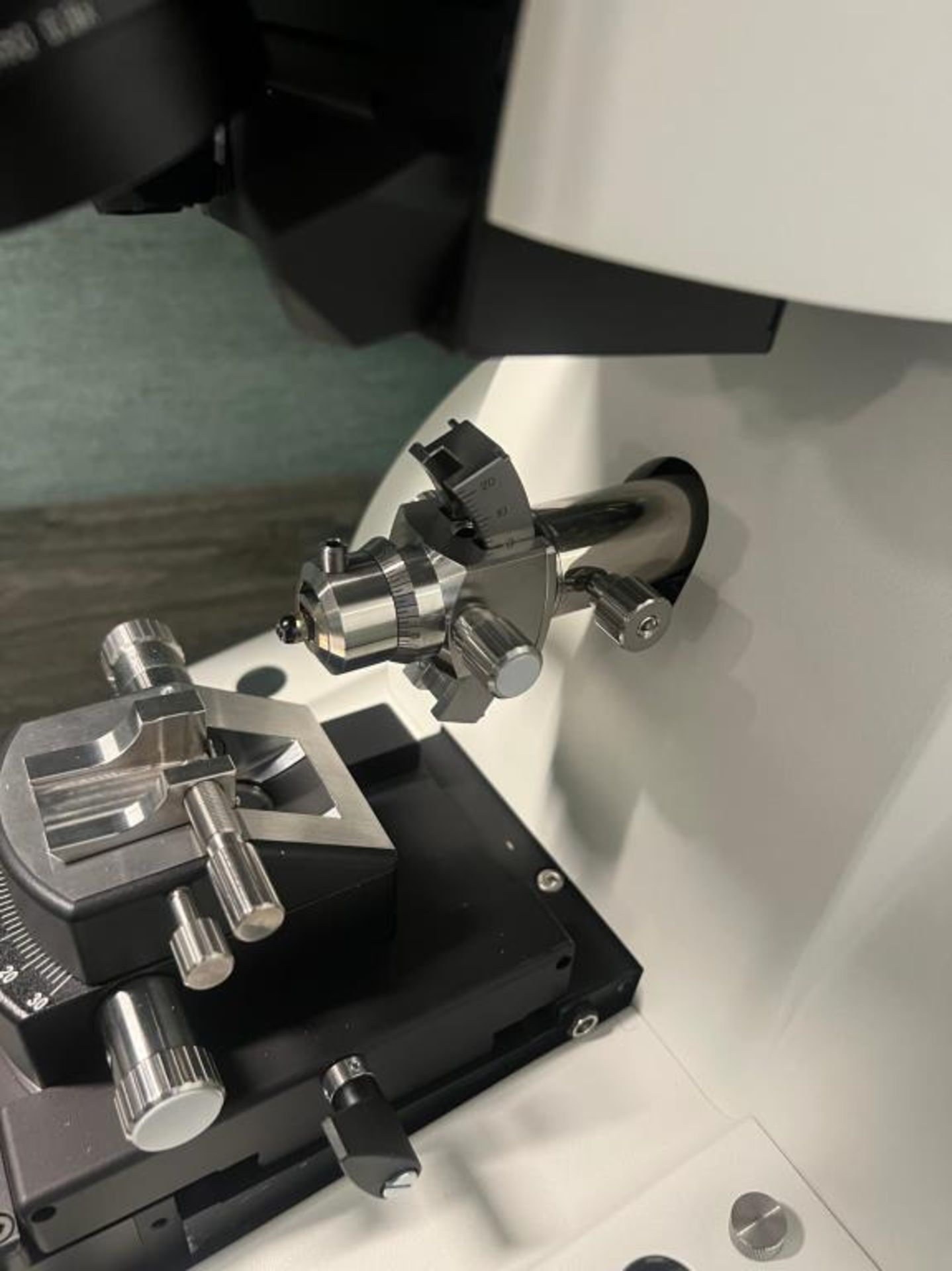 Leica EM UC7 Ultramicrotome - Image 4 of 7