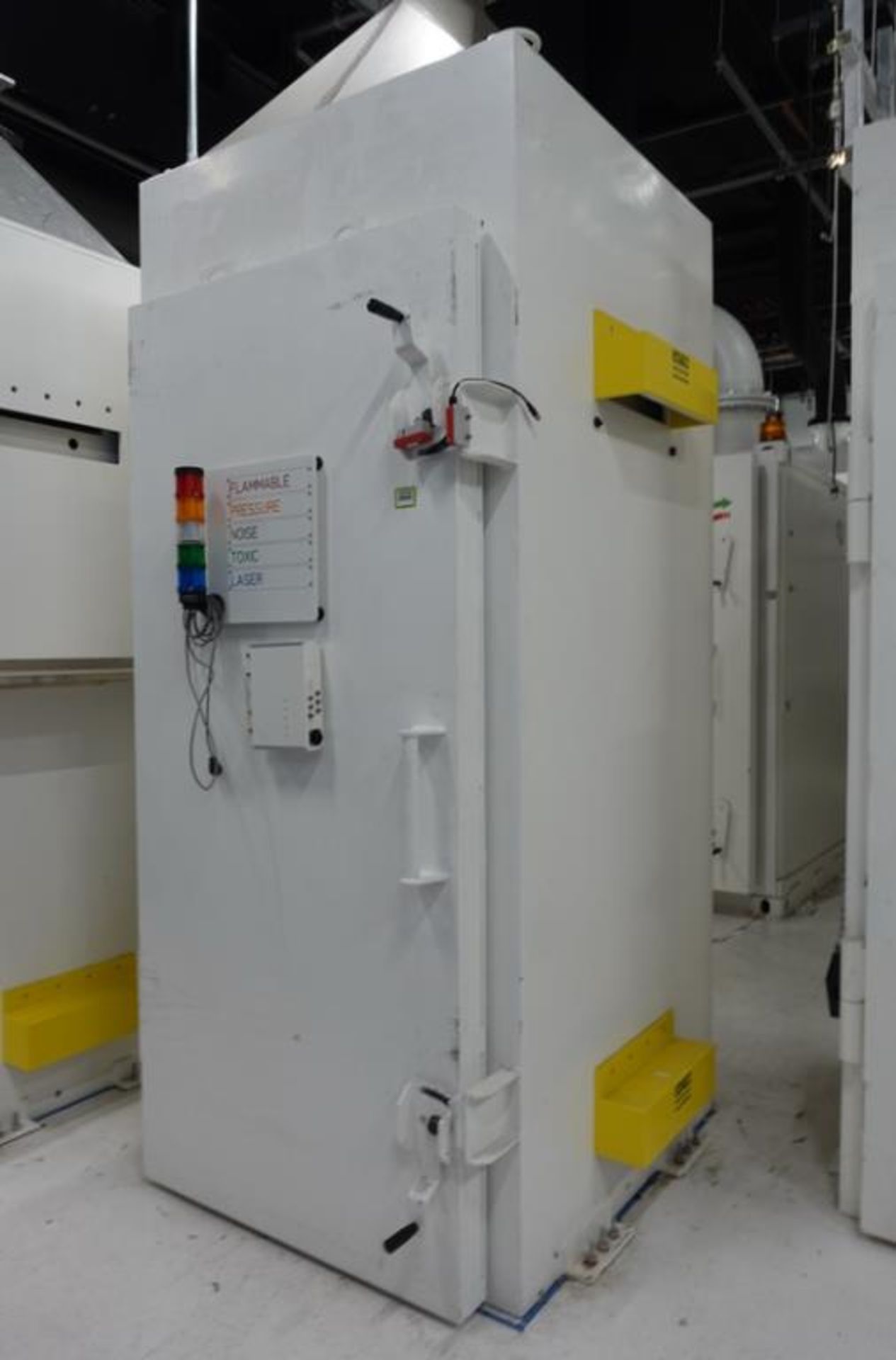 Small Blast Safety Chamber