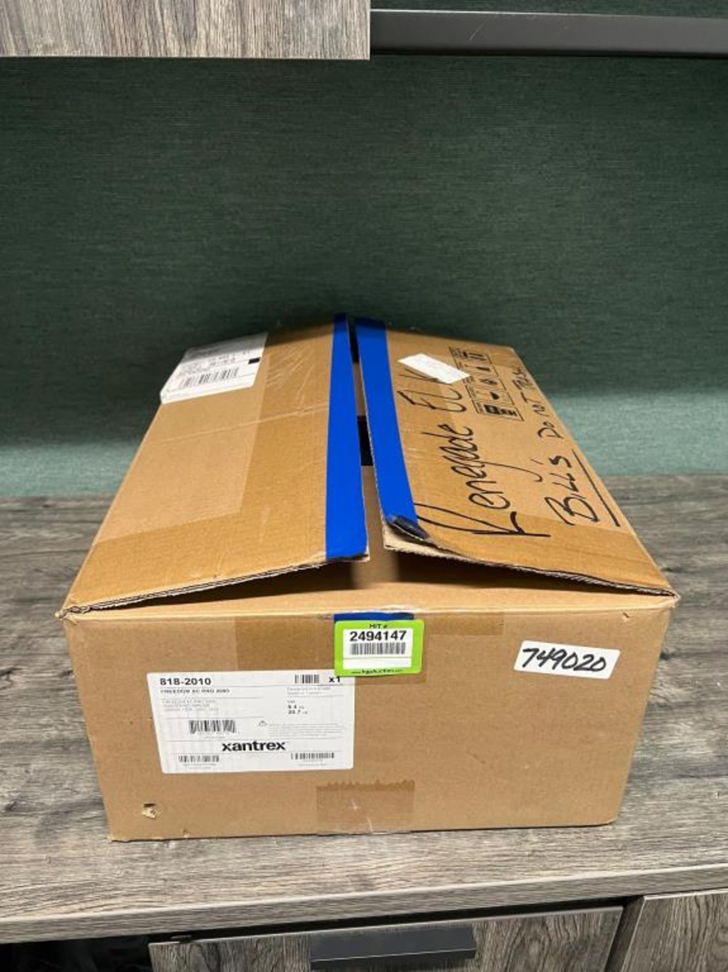 Xantrex Freedom XC Pro 2000 (Needs Repair) - Image 4 of 4