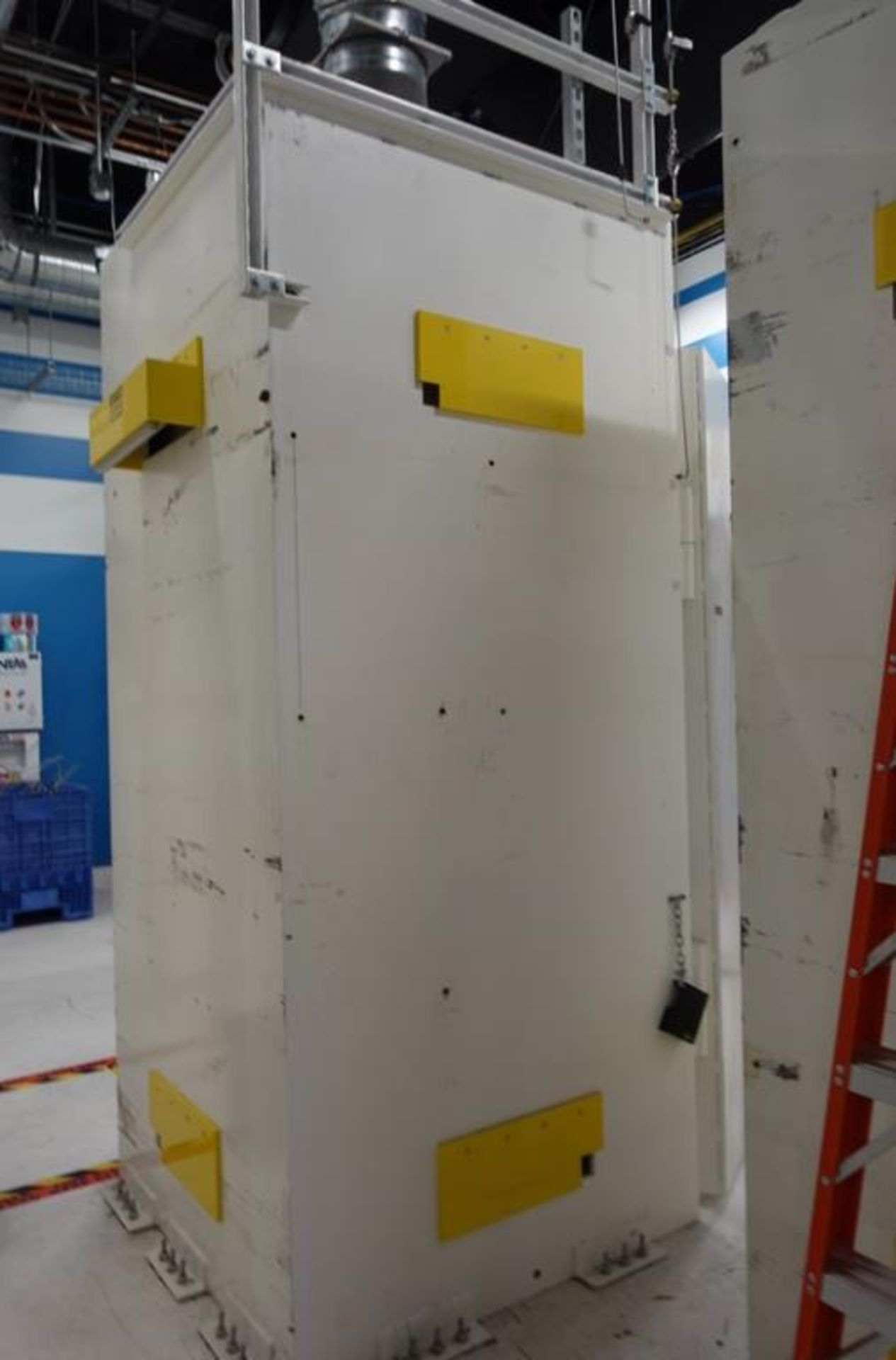 Small Blast Safety Chamber - Image 2 of 4