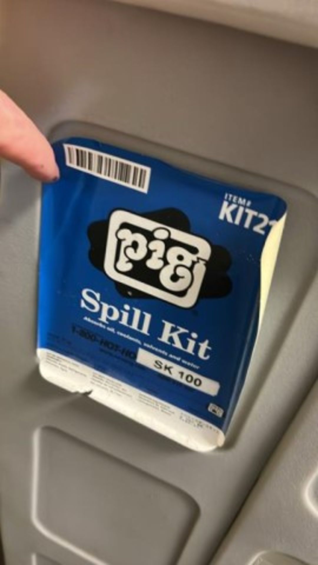Pig Spill Kits - Image 2 of 4