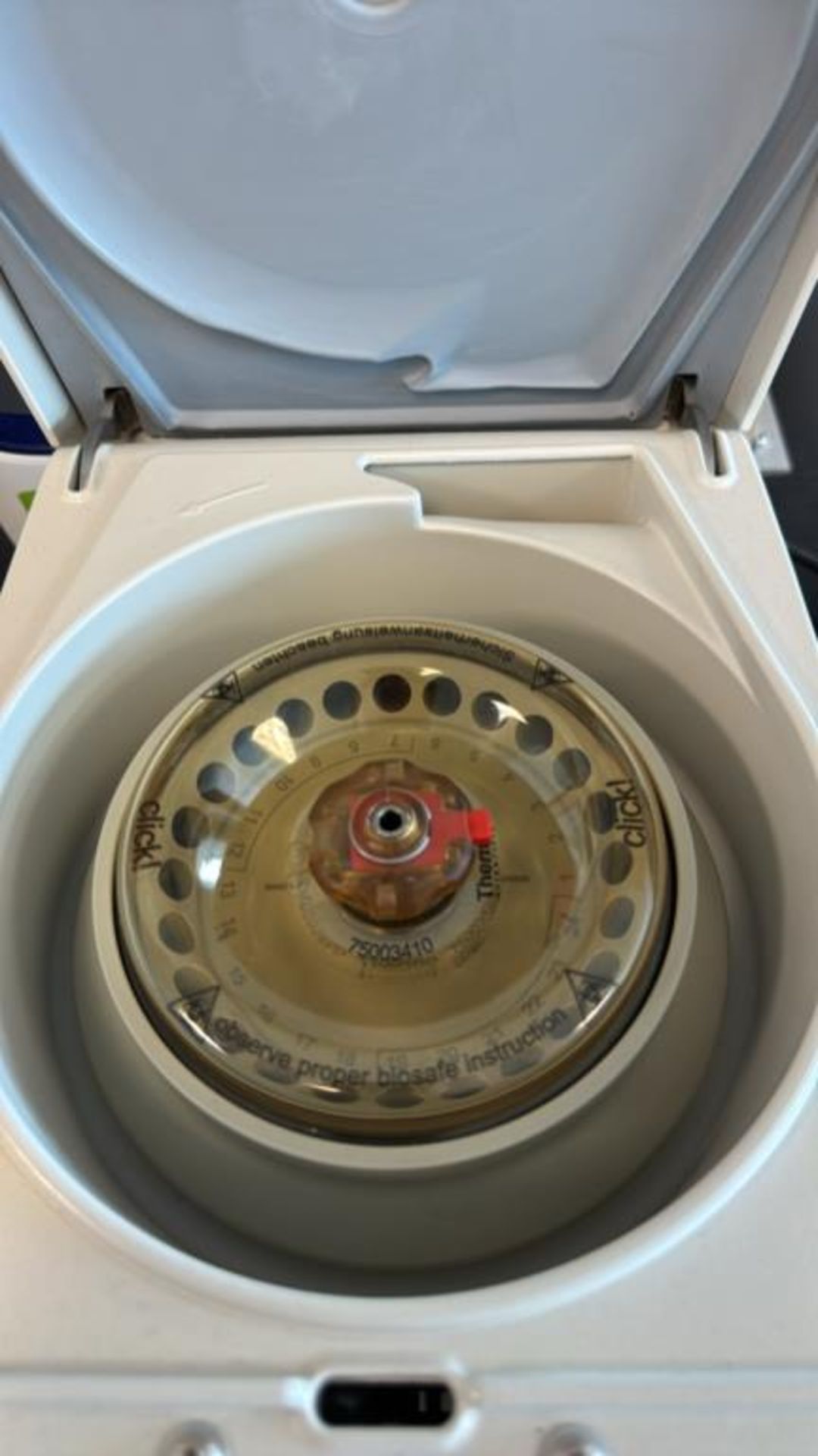 Thermo Scientific Centrifuge - Image 3 of 4