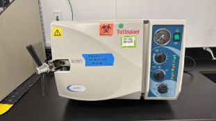 Tuttnauer Autoclave