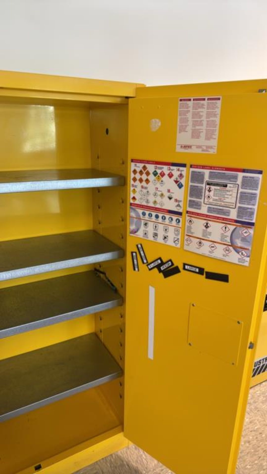 Justrite Cabinet Flammable Cabinet - Image 3 of 5