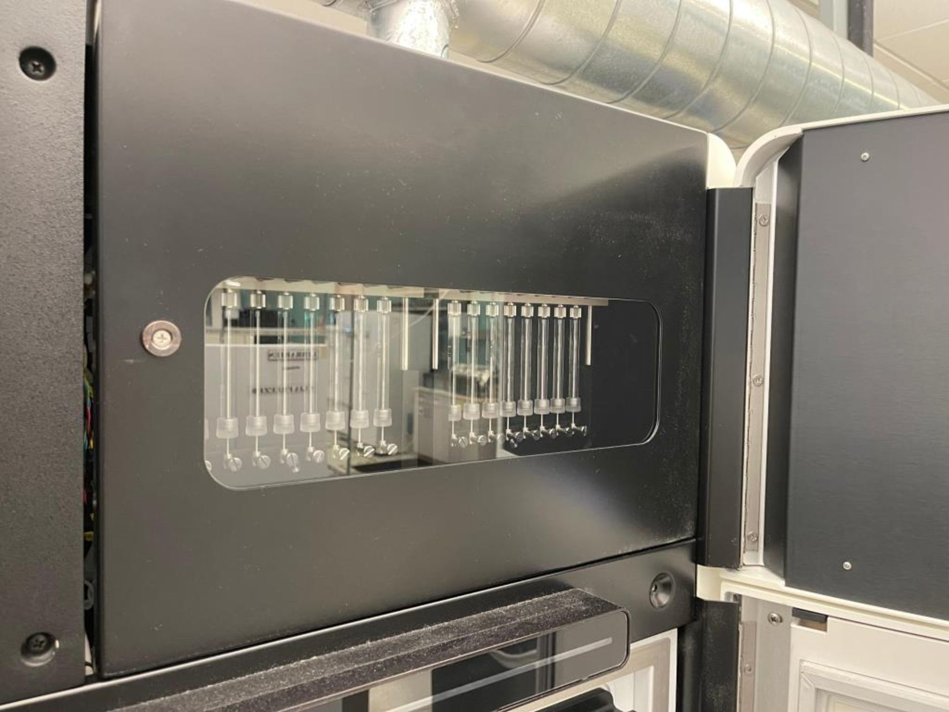 Illumina HiSeq 2000 System - Image 5 of 7