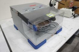 Retsch Qiagen TissueLyser II Bead Mill