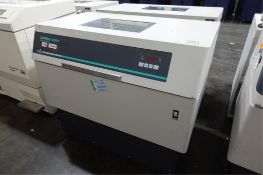 New Brunswick 4300 Incubator Shaker