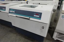 New Brunswick 4300 Incubator Shaker