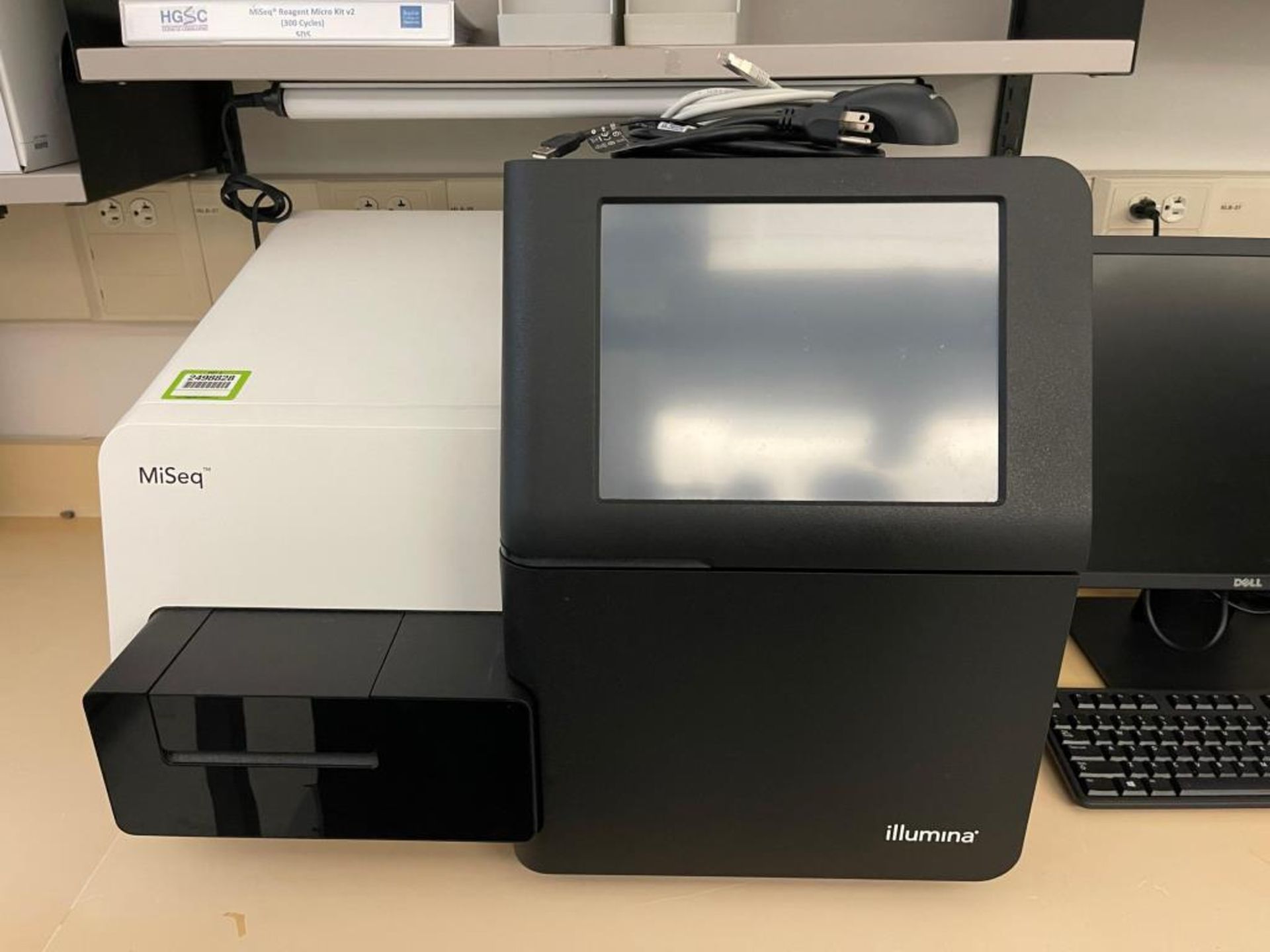 Illumina MiSeq System - Image 2 of 8