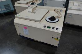 Savant AES2010-220 SpeedVac System