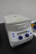 Eppendorf 5424 Centrifuge