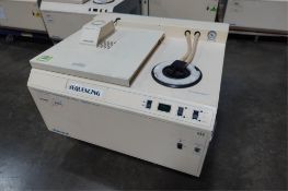 Savant AES2010-220 SpeedVac System