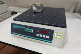 New Brunswick innOva Orbital Shaker