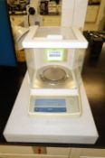 Mettler Toledo Analytical Balance