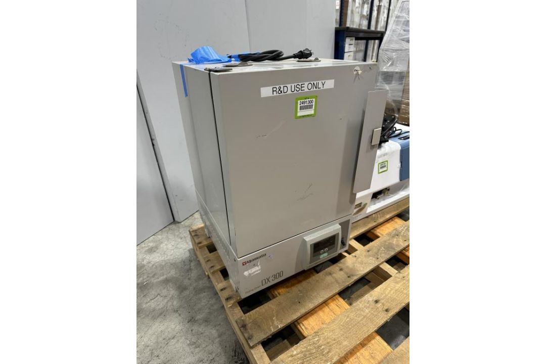 Yamato DX300 Drying Oven - Image 1 of 5