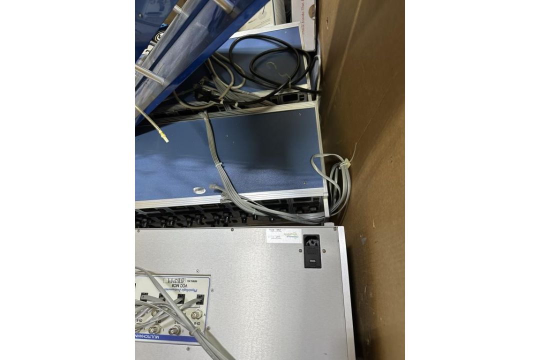 Multi-channel Voltage/current clamps - Image 4 of 8