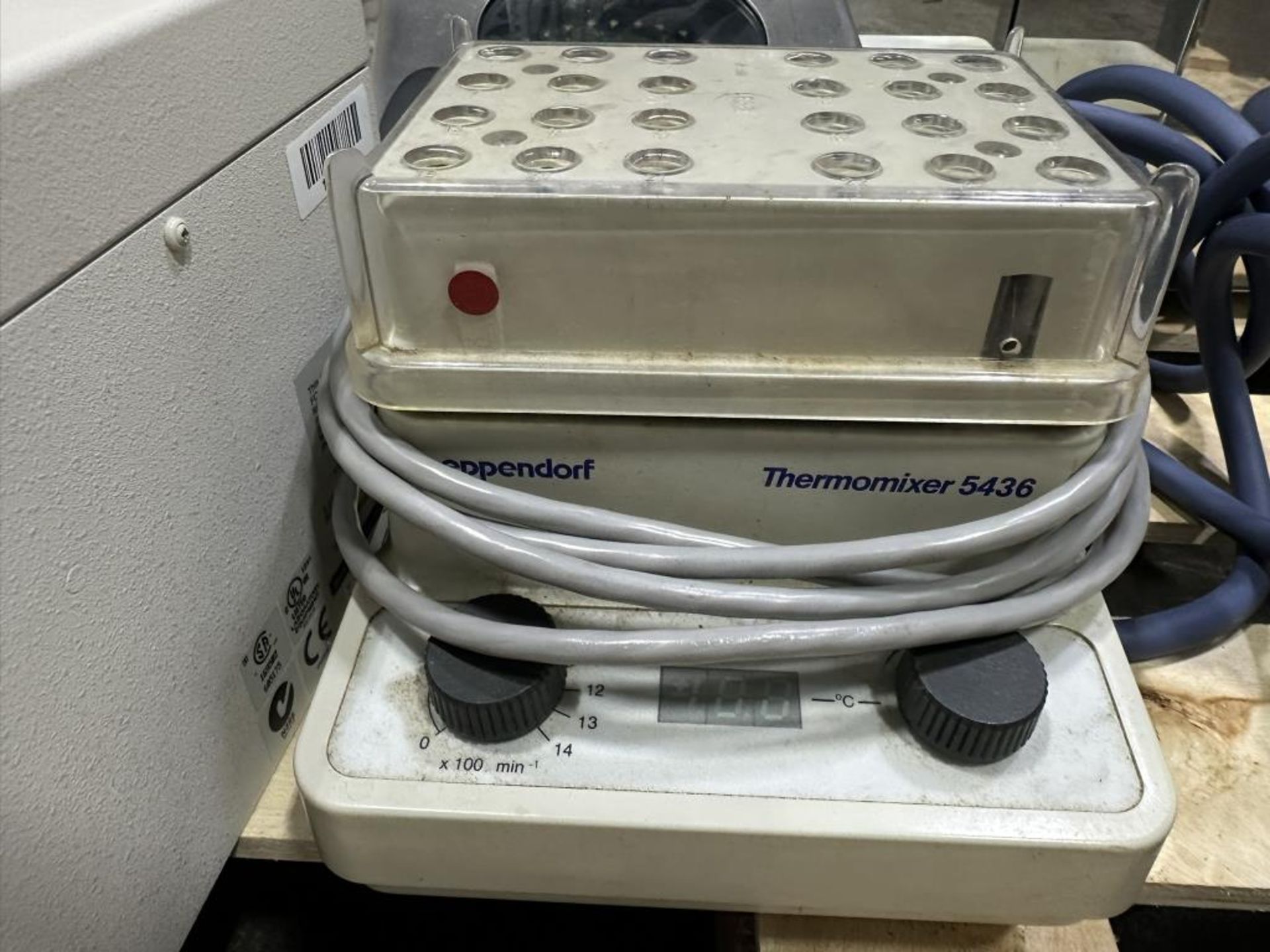 Assorted Lab Equipment - Image 6 of 11