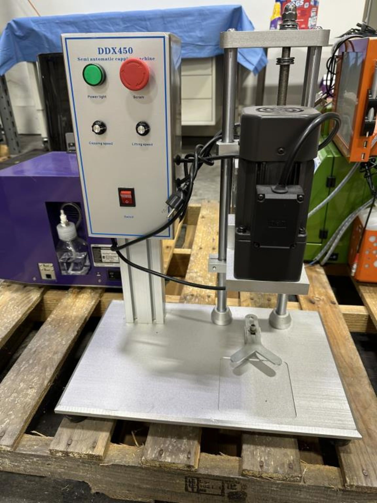 Semi-Automatic Capping Machine - Image 4 of 5