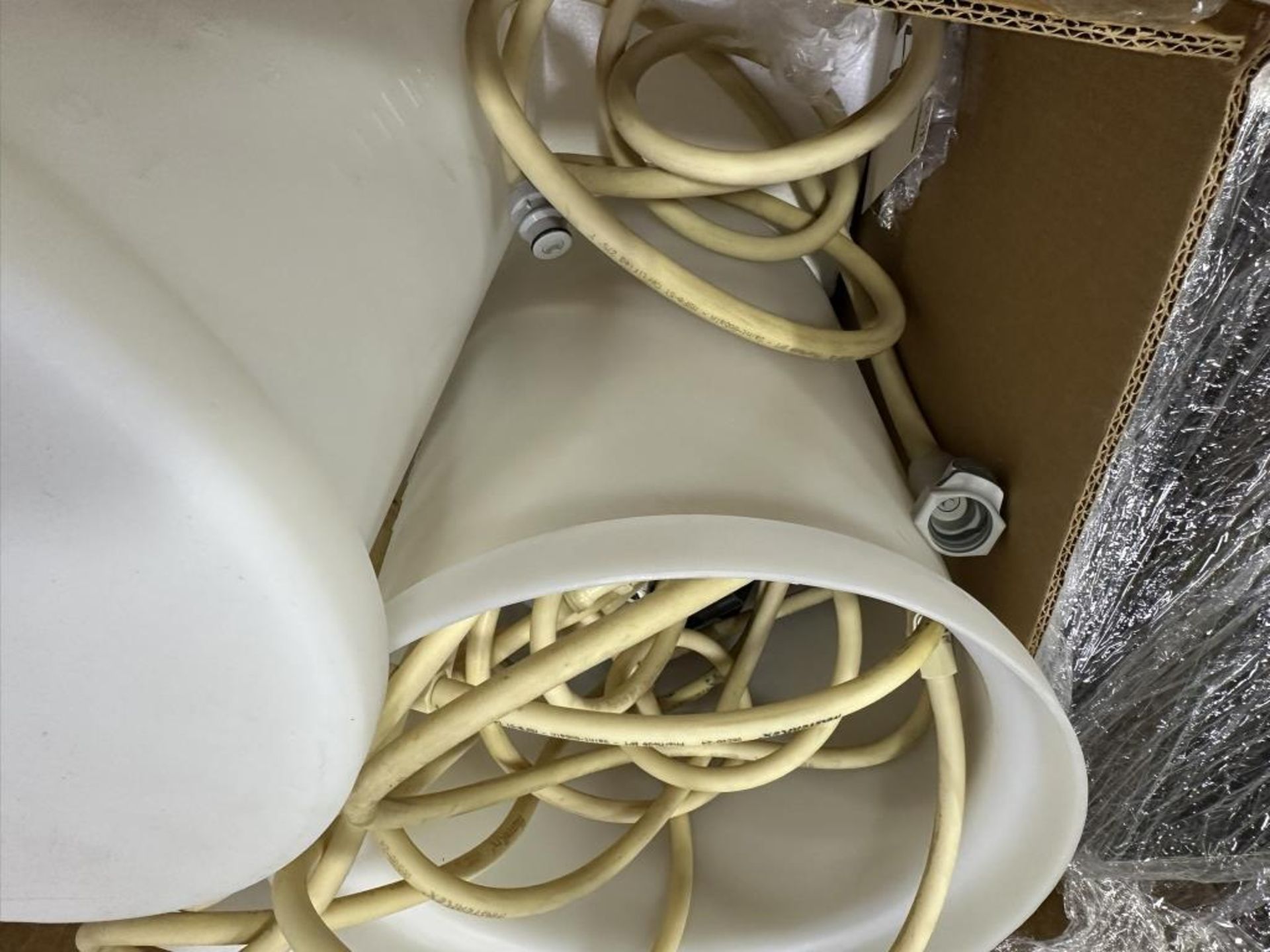 Freezer Racks and Plasticware - Image 6 of 6