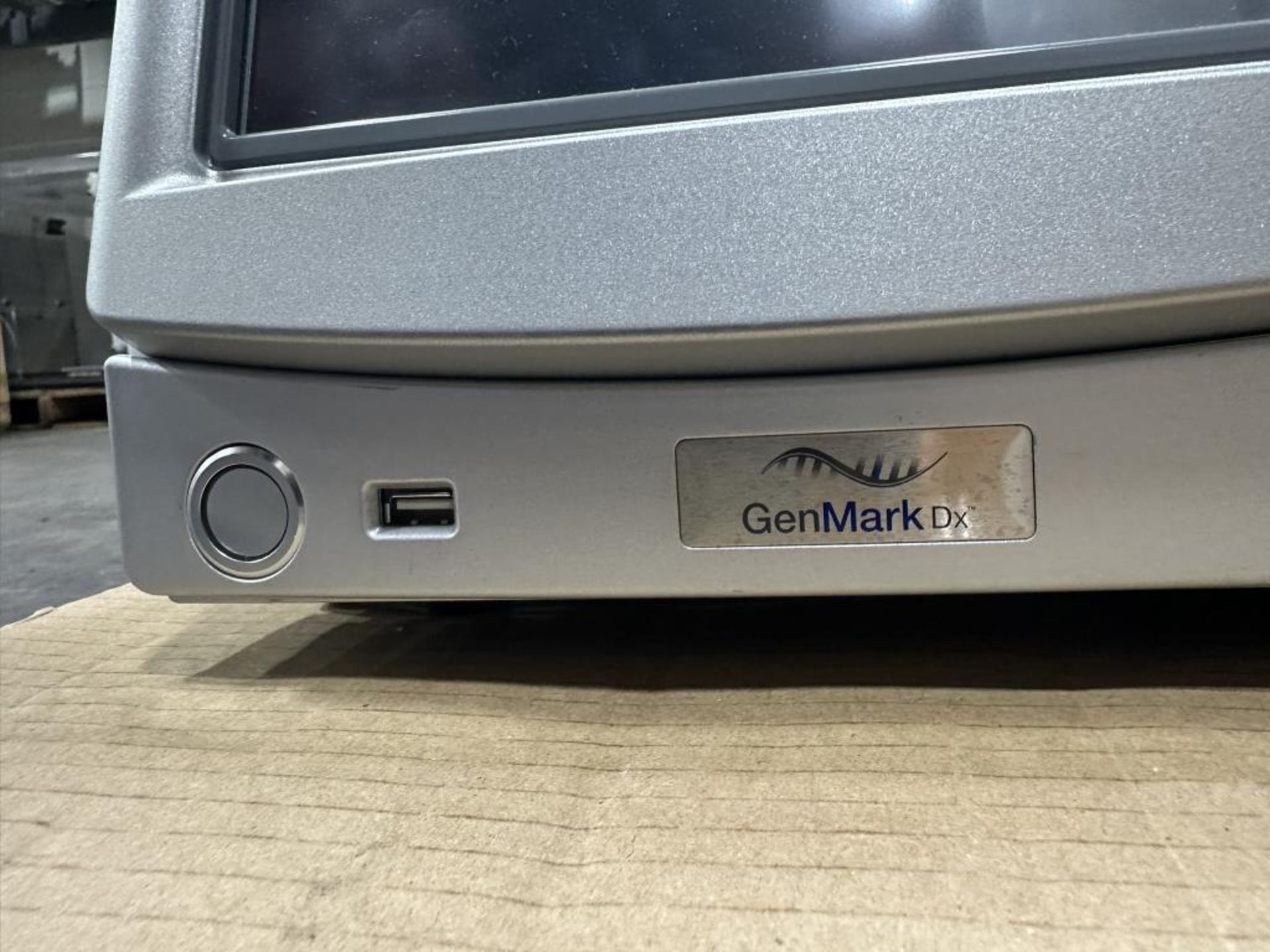 Genmark XT-8 Molecular Diagnostic Systems - Image 3 of 8