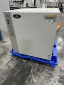Nuaire IR Water-Jacketed CO2 Incubator