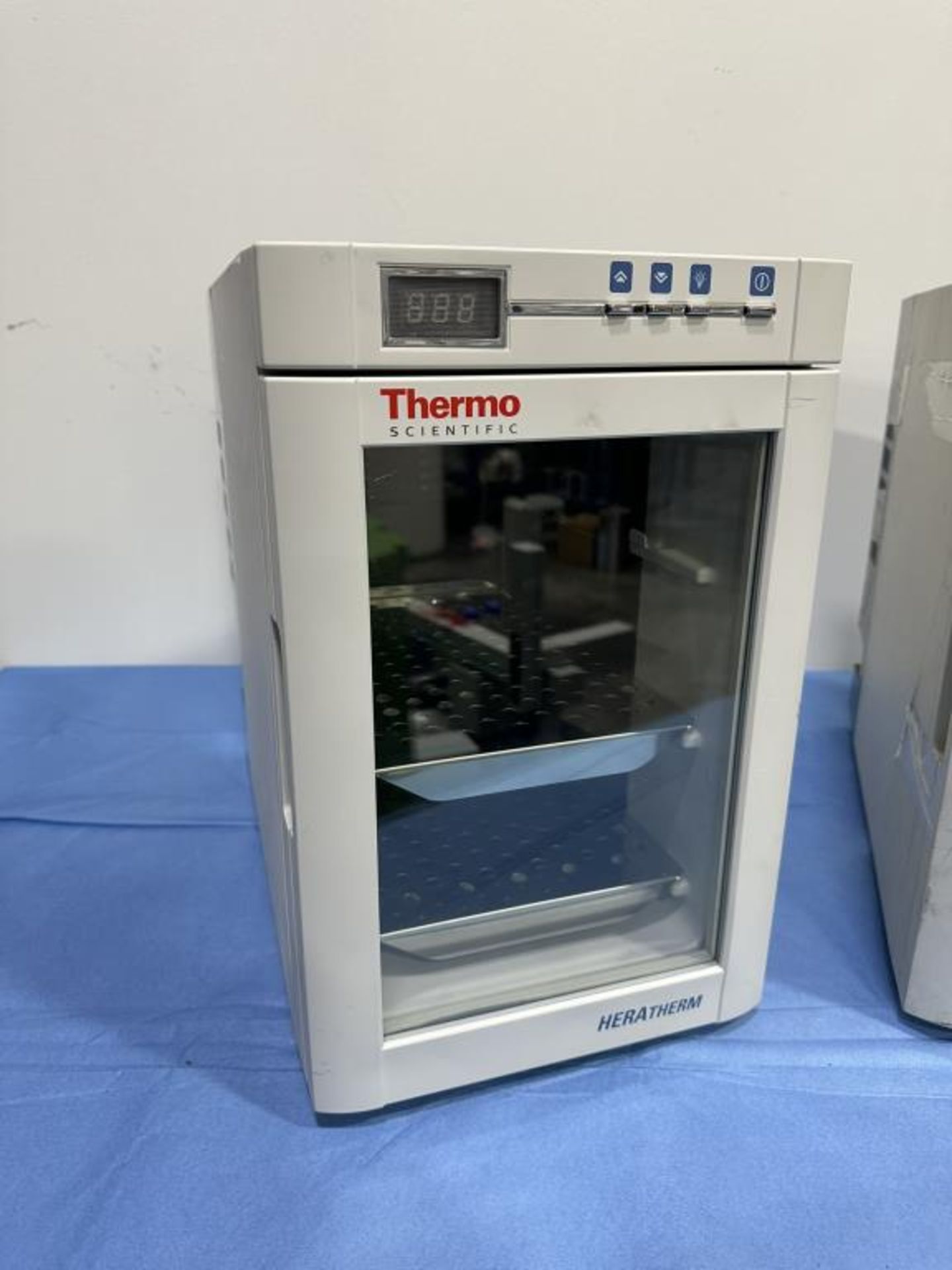 Thermo Heratherm IMC 18 Incubators - Image 2 of 8