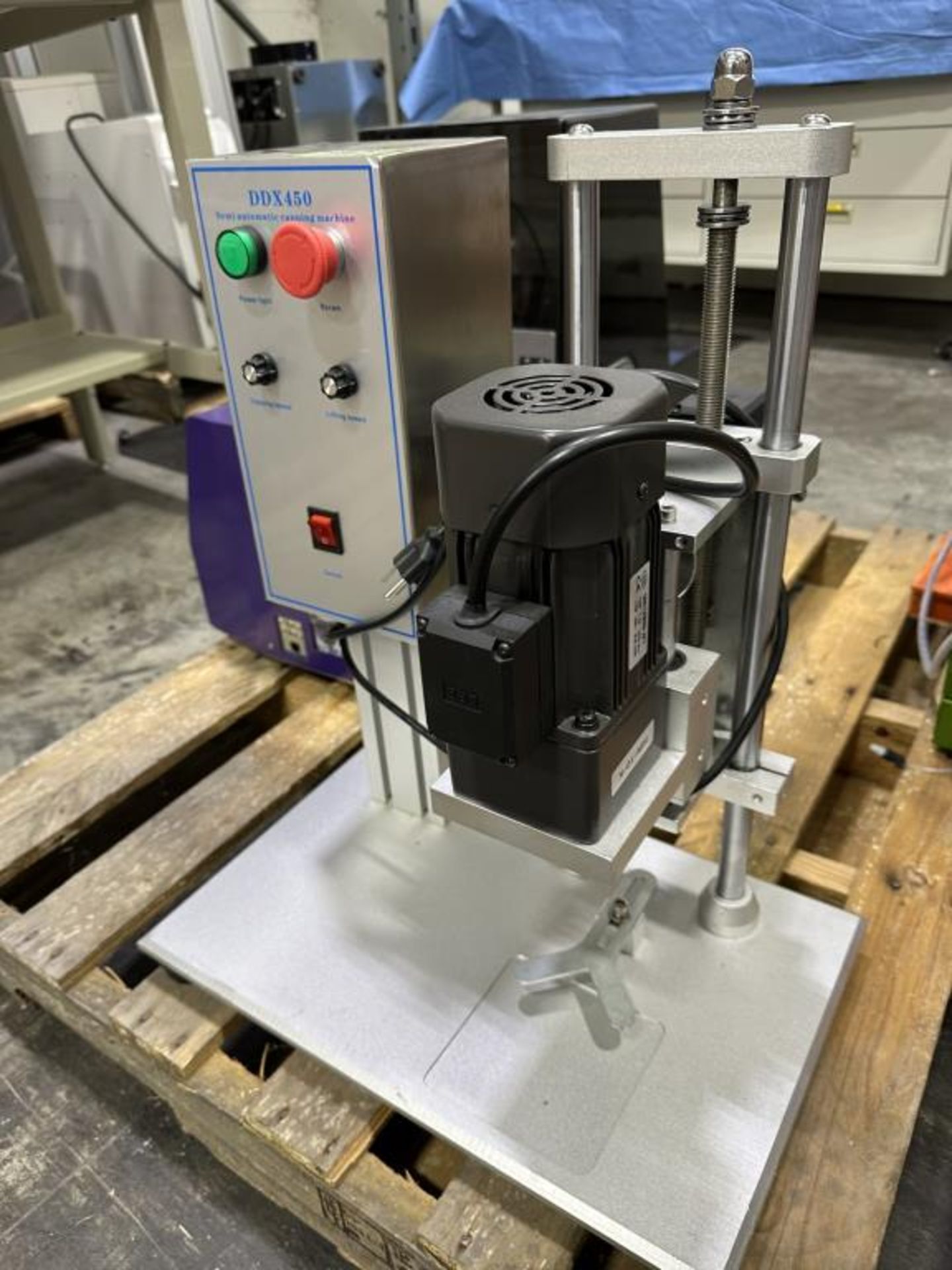 Semi-Automatic Capping Machine - Image 3 of 5