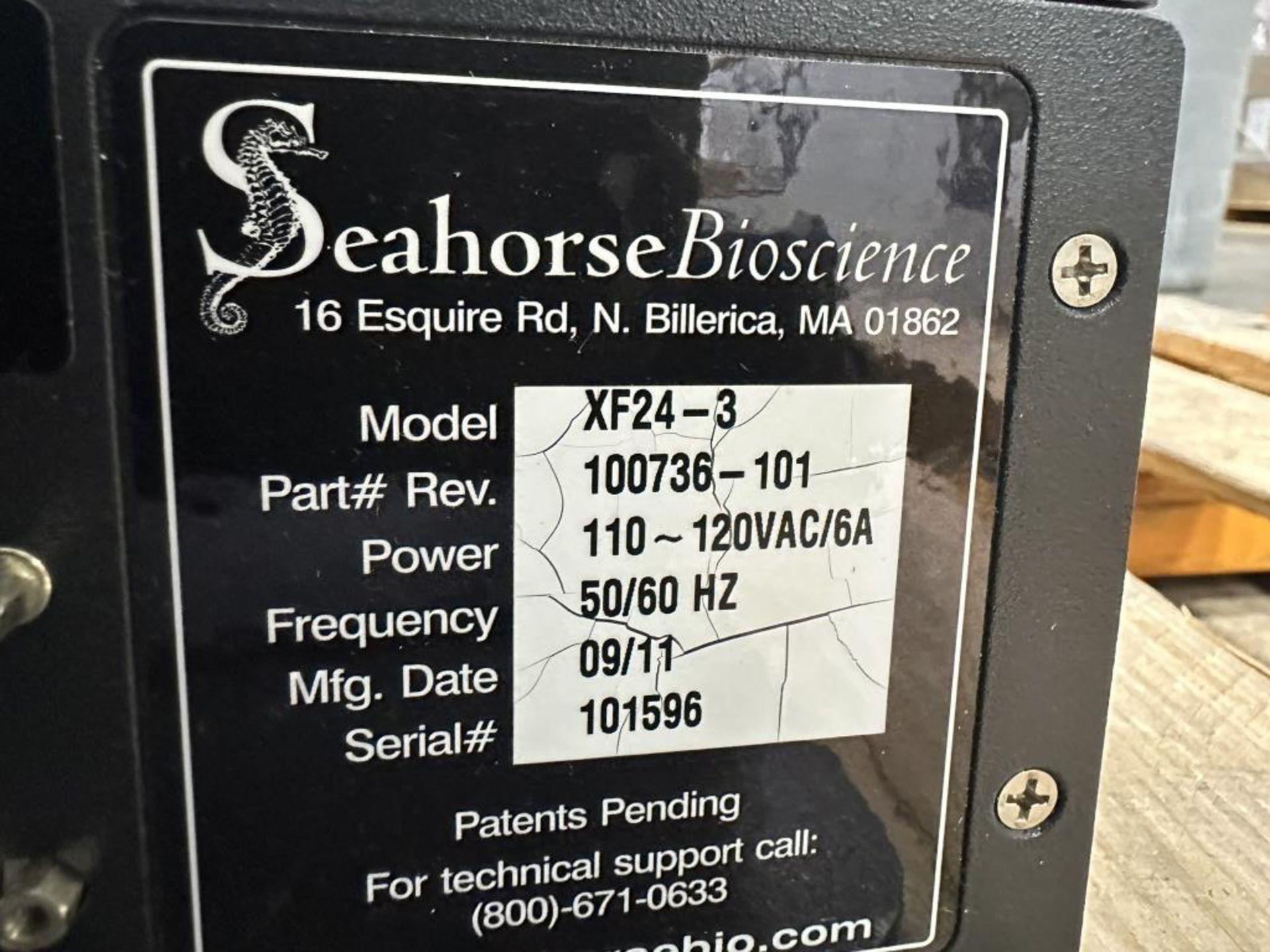 Seahorse XF24-3 Extracellular Flux Anayzer - Image 4 of 5