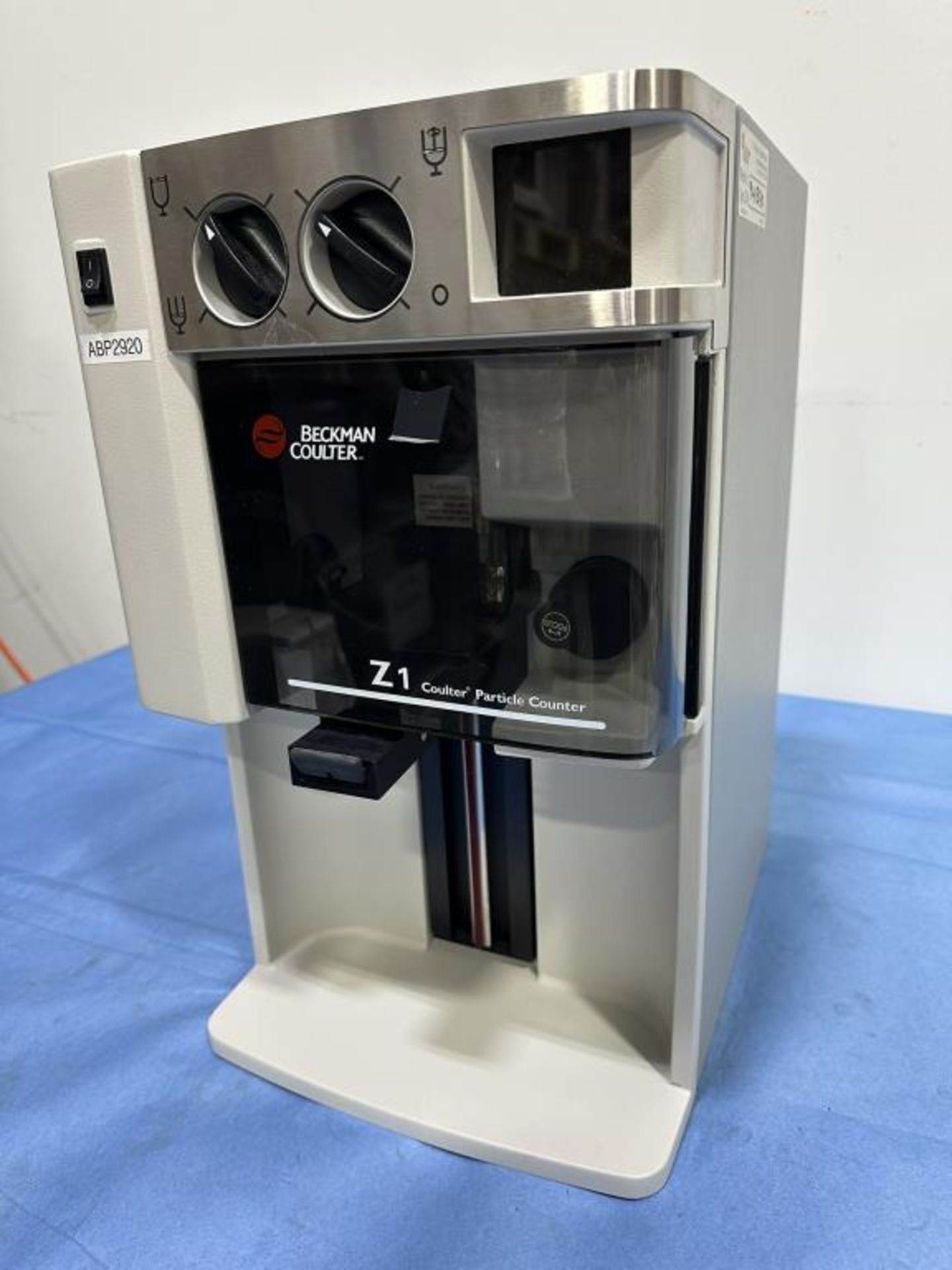 Beckman Coulter Z1 Particle Counter - Image 2 of 6