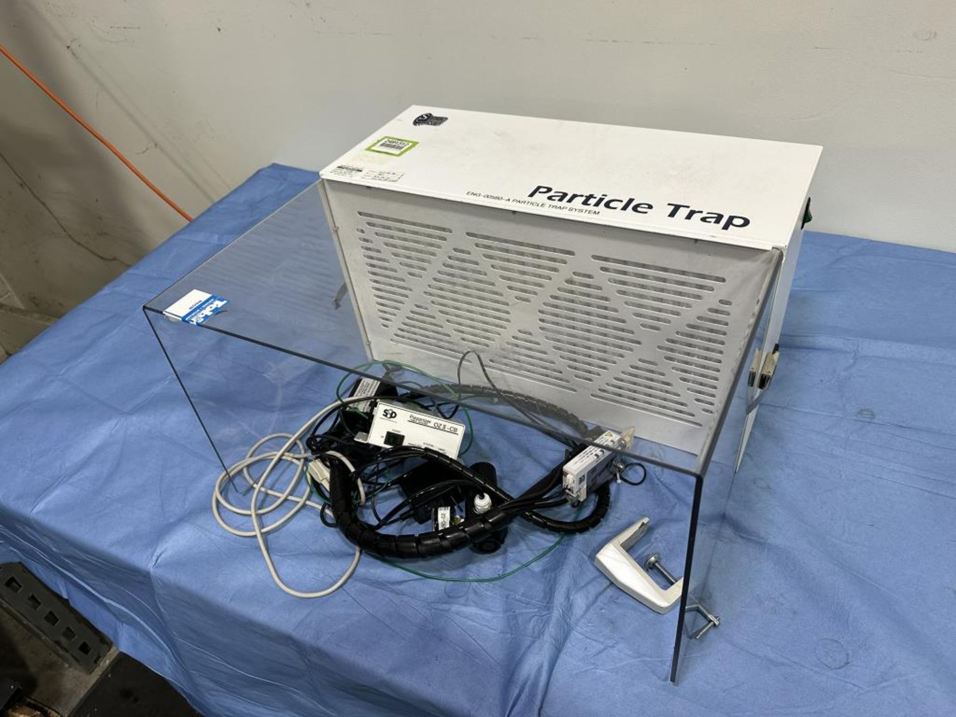 Static Clean Particle Trap - Image 2 of 5