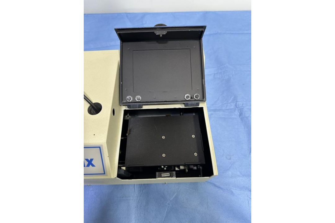 Microwell Plate Reader - Image 4 of 4