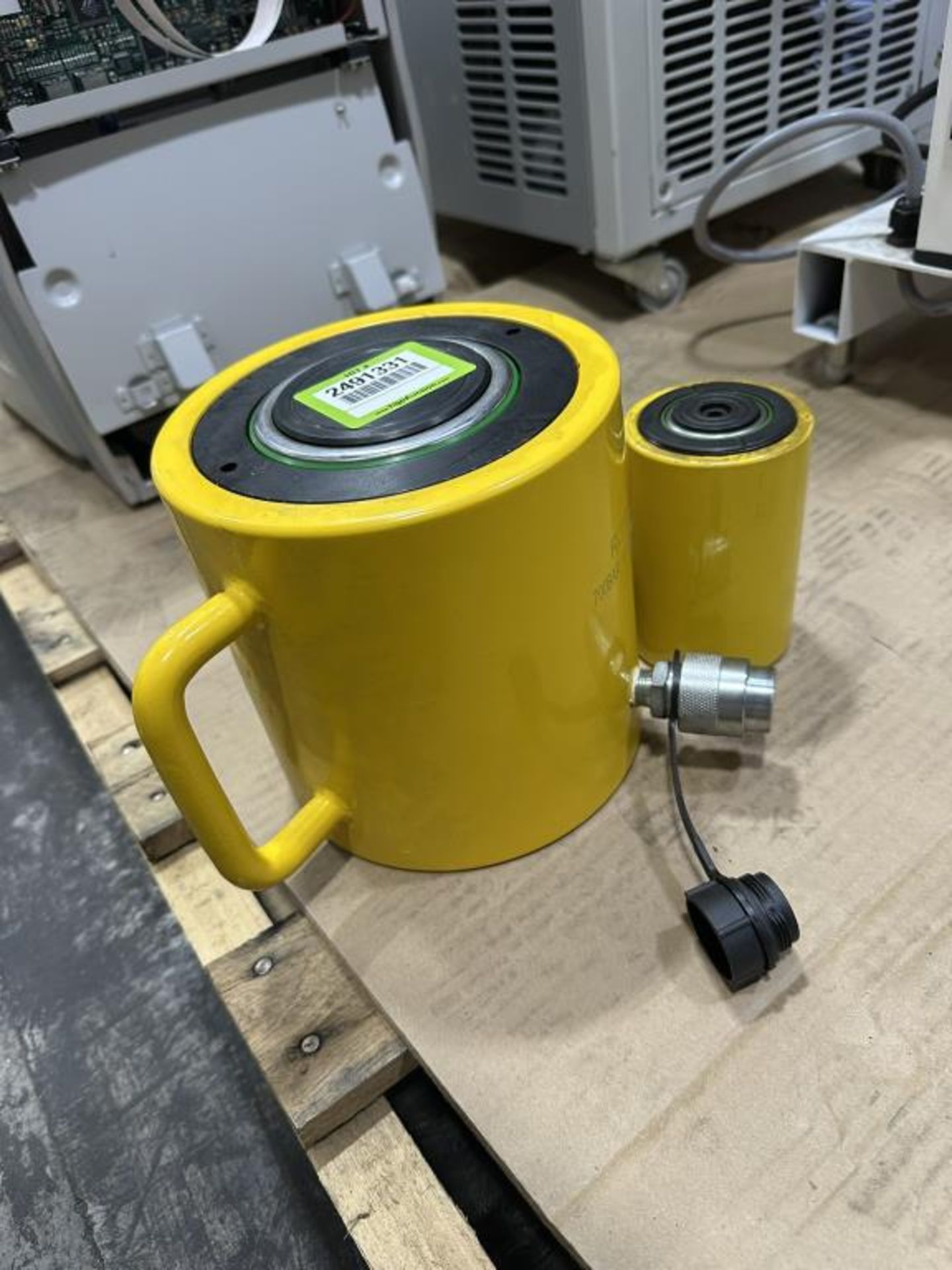 Hydraulic Jacks