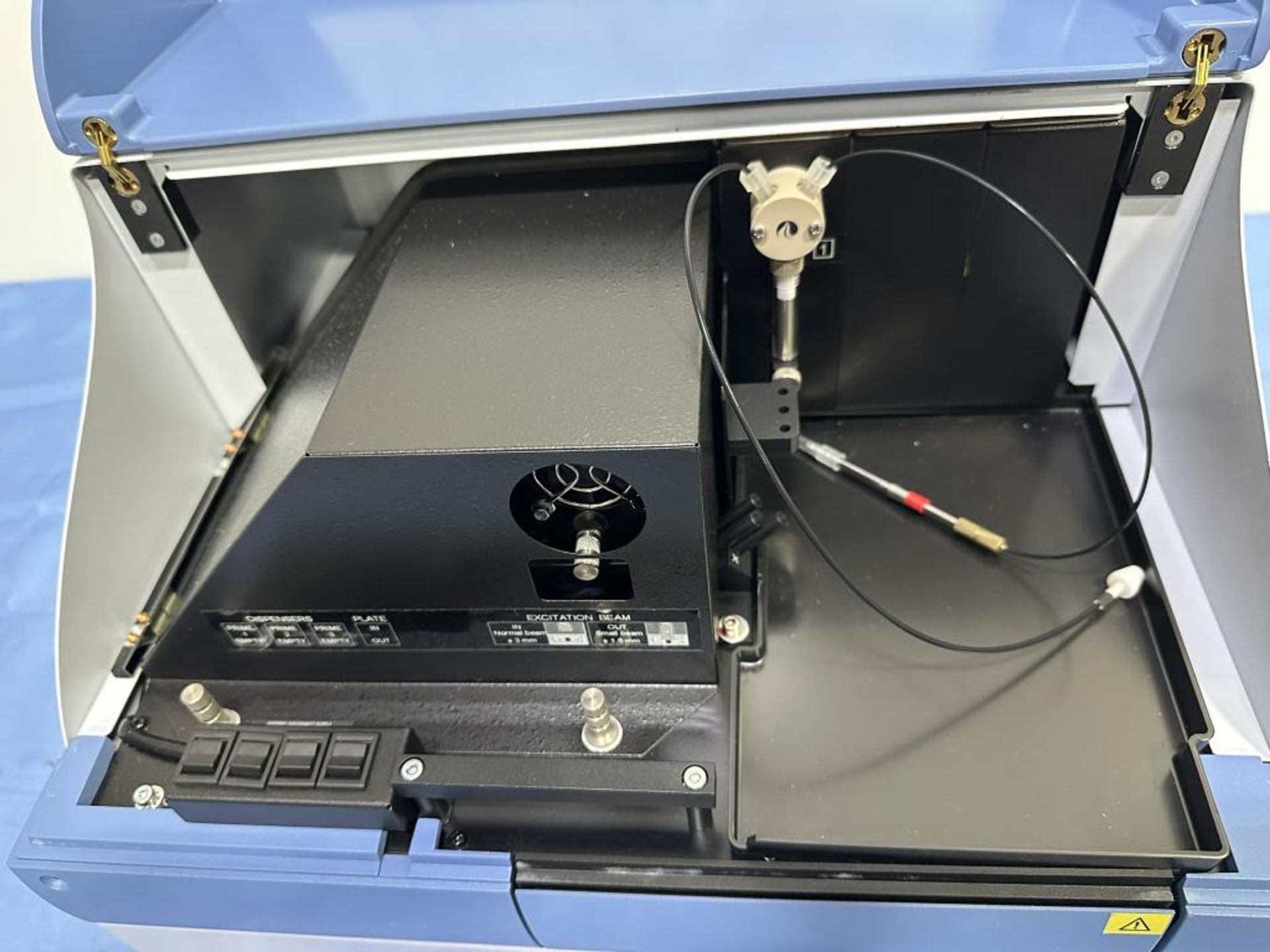 Thermo Fluoroskan Ascent Microplate Reader - Image 5 of 6