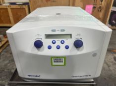 Eppendorf Centrifuge