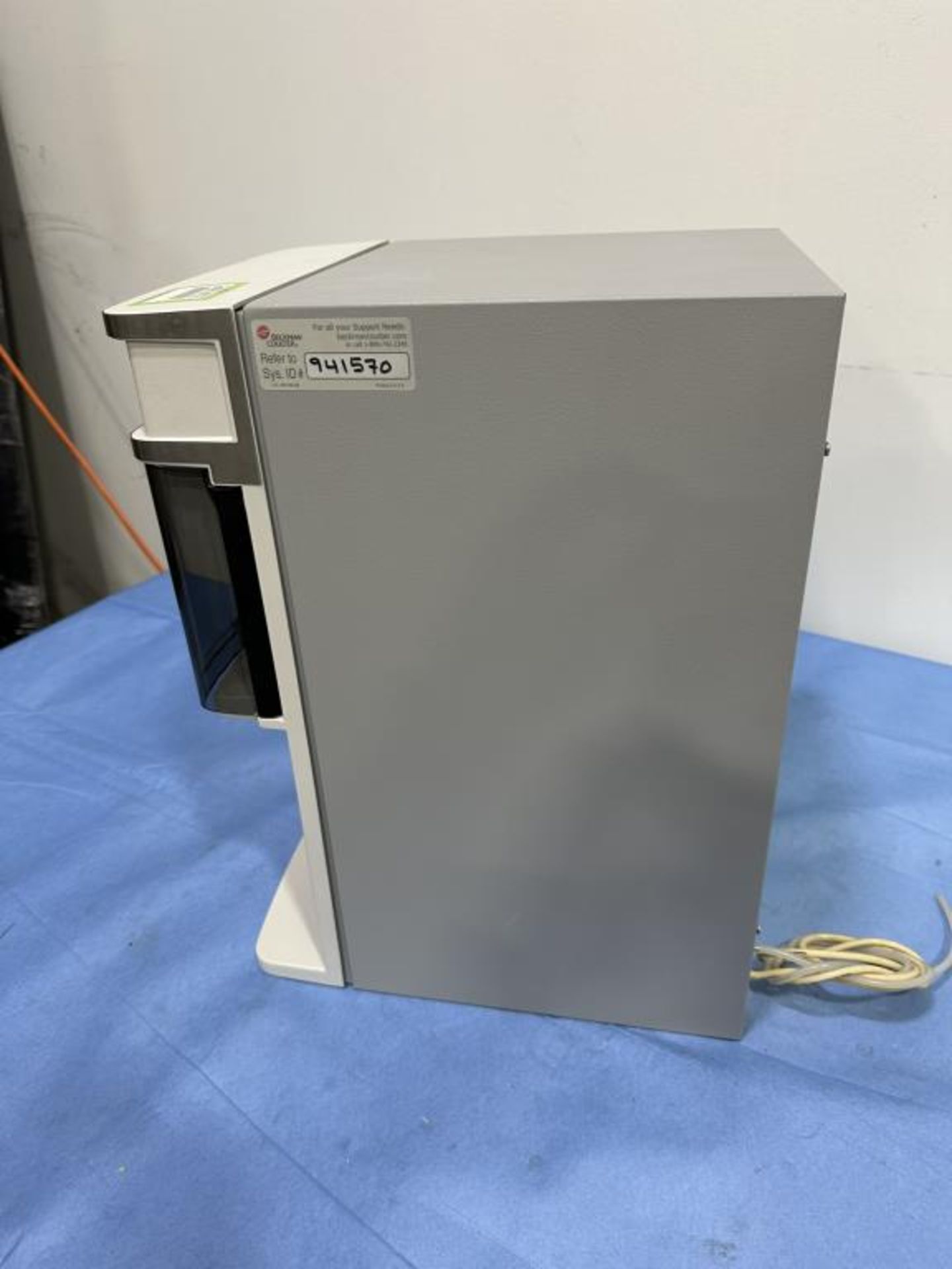 Beckman Coulter Z1 Particle Counter - Image 4 of 6
