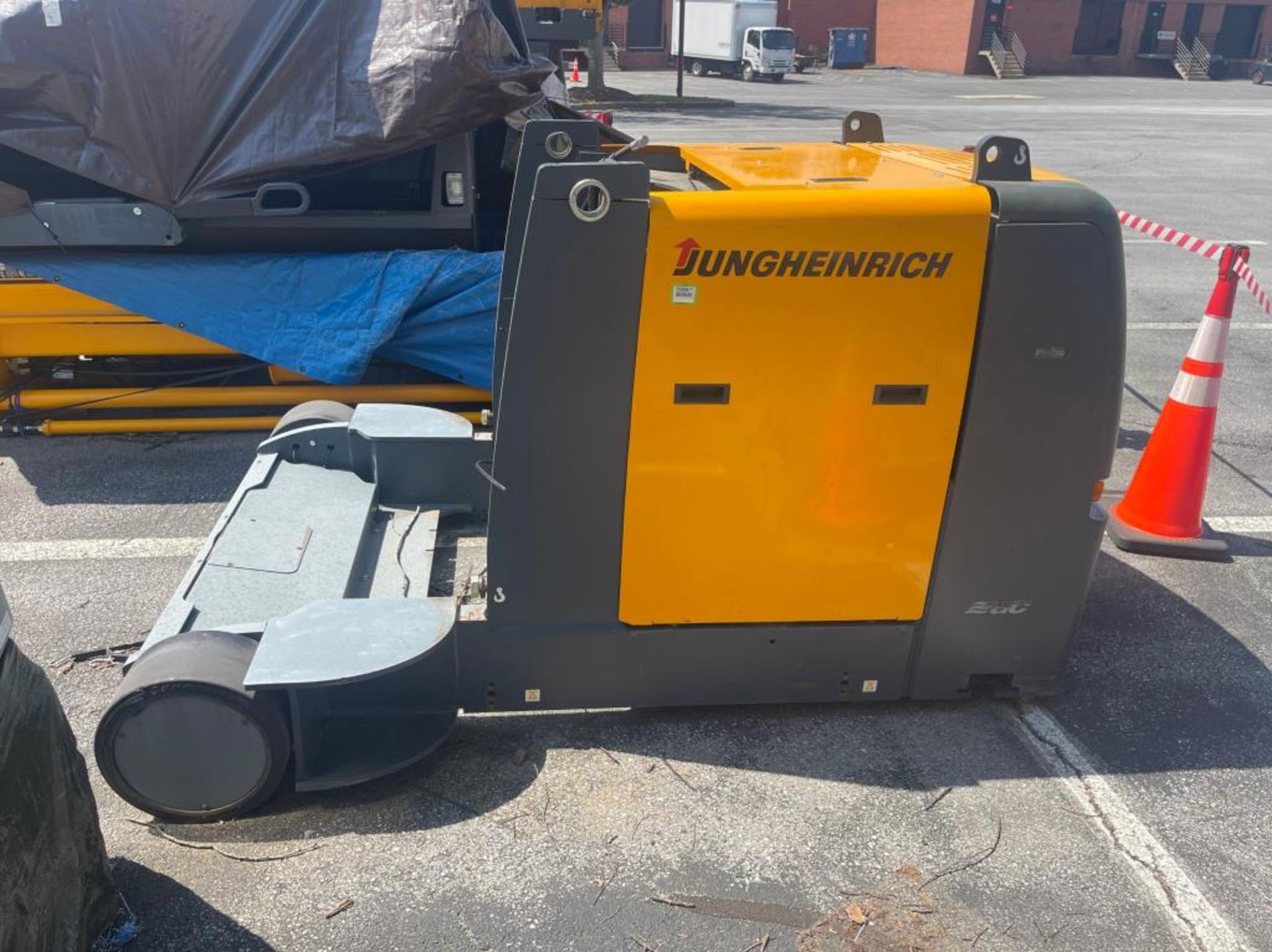 Jungheinrich EKX 515K Electric Turret Truck - Image 13 of 25