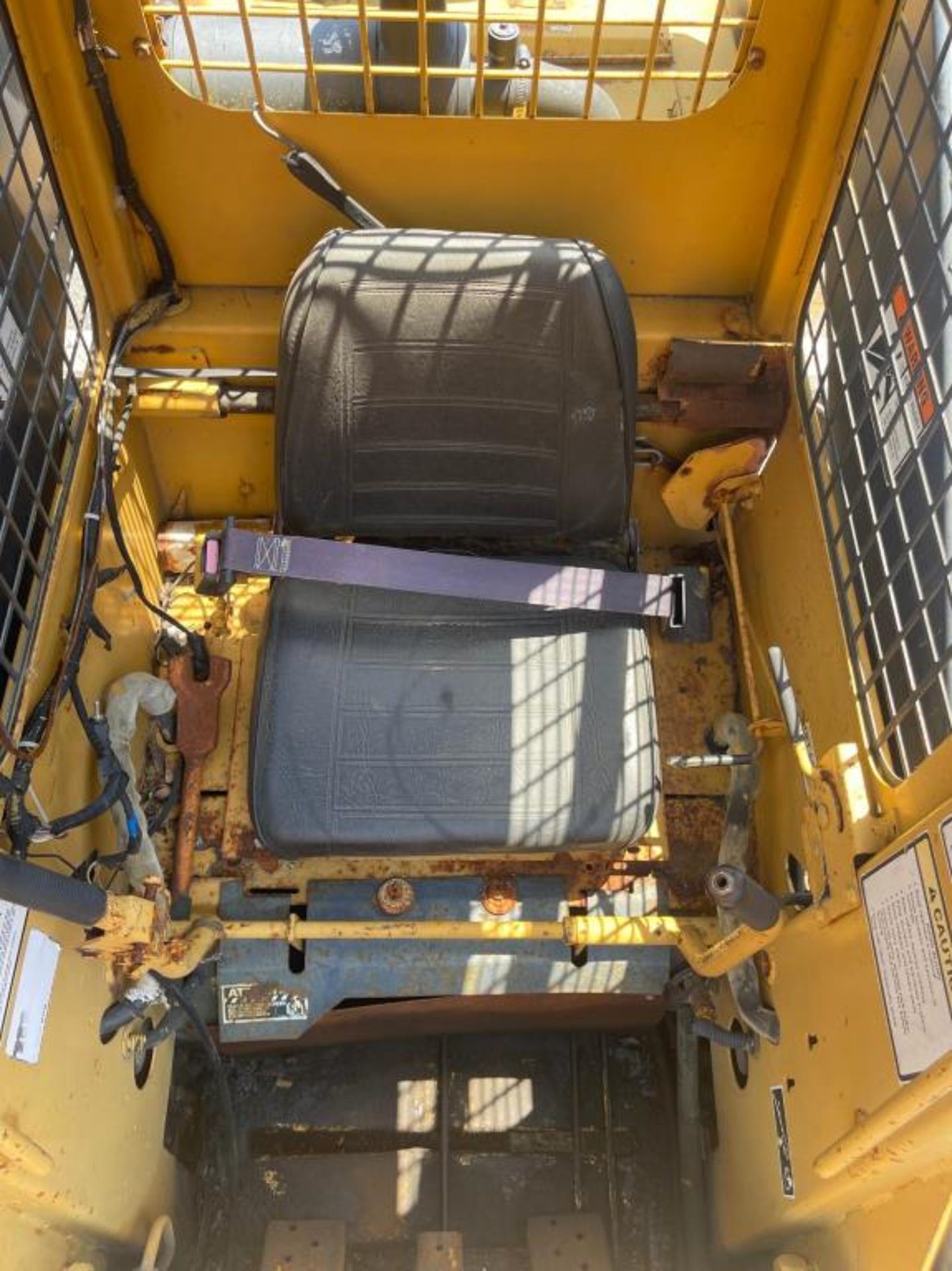 New Holland L553 Skidsteer - Image 9 of 13