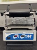 VWR 13500-890 Shaker