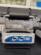 VWR 13500-890 Shaker