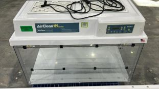 Air Clean 600 PCR Workstation
