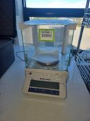 Mettler Toledo Balance