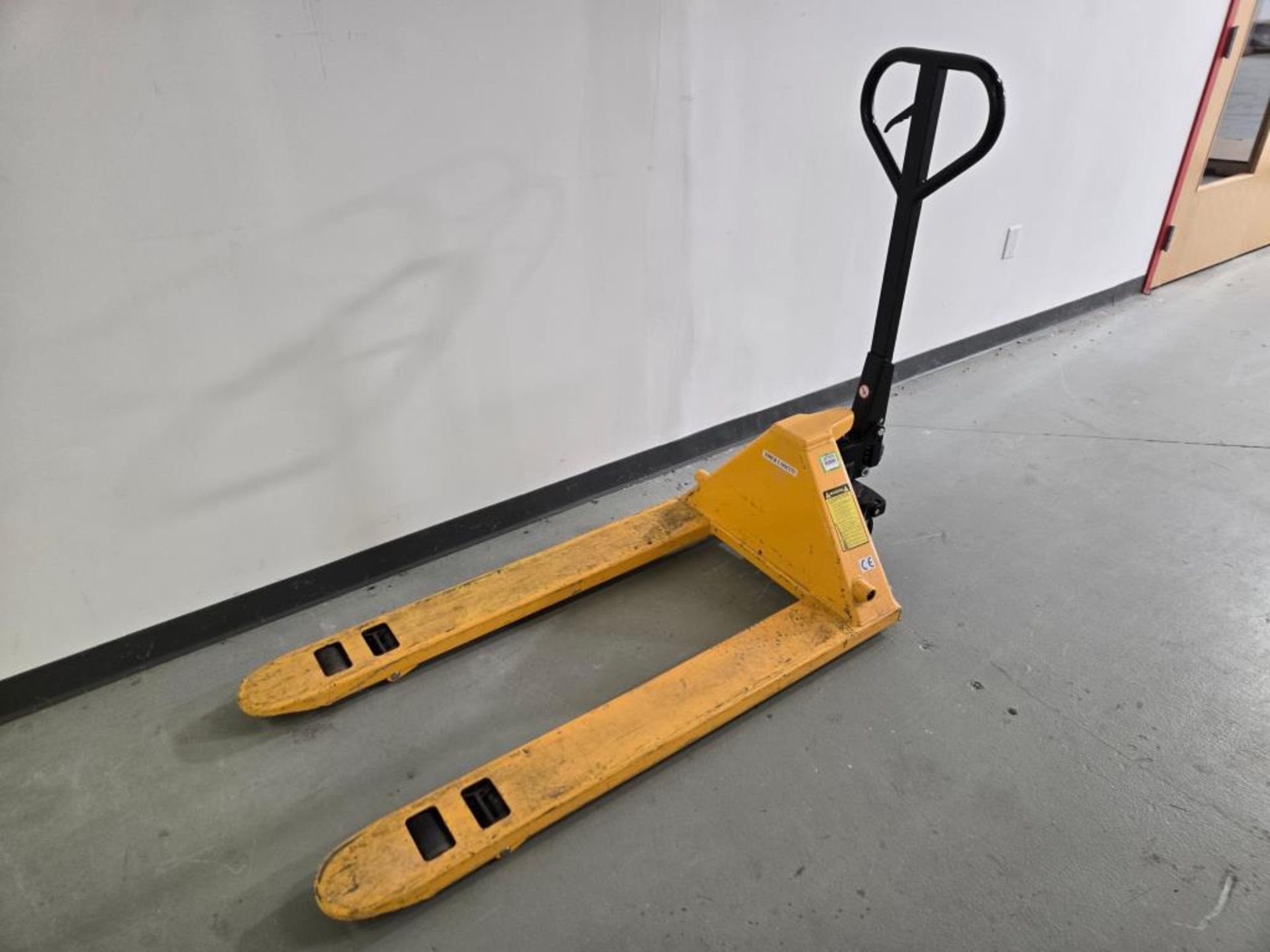 Uline Pallet Jack - Image 2 of 5
