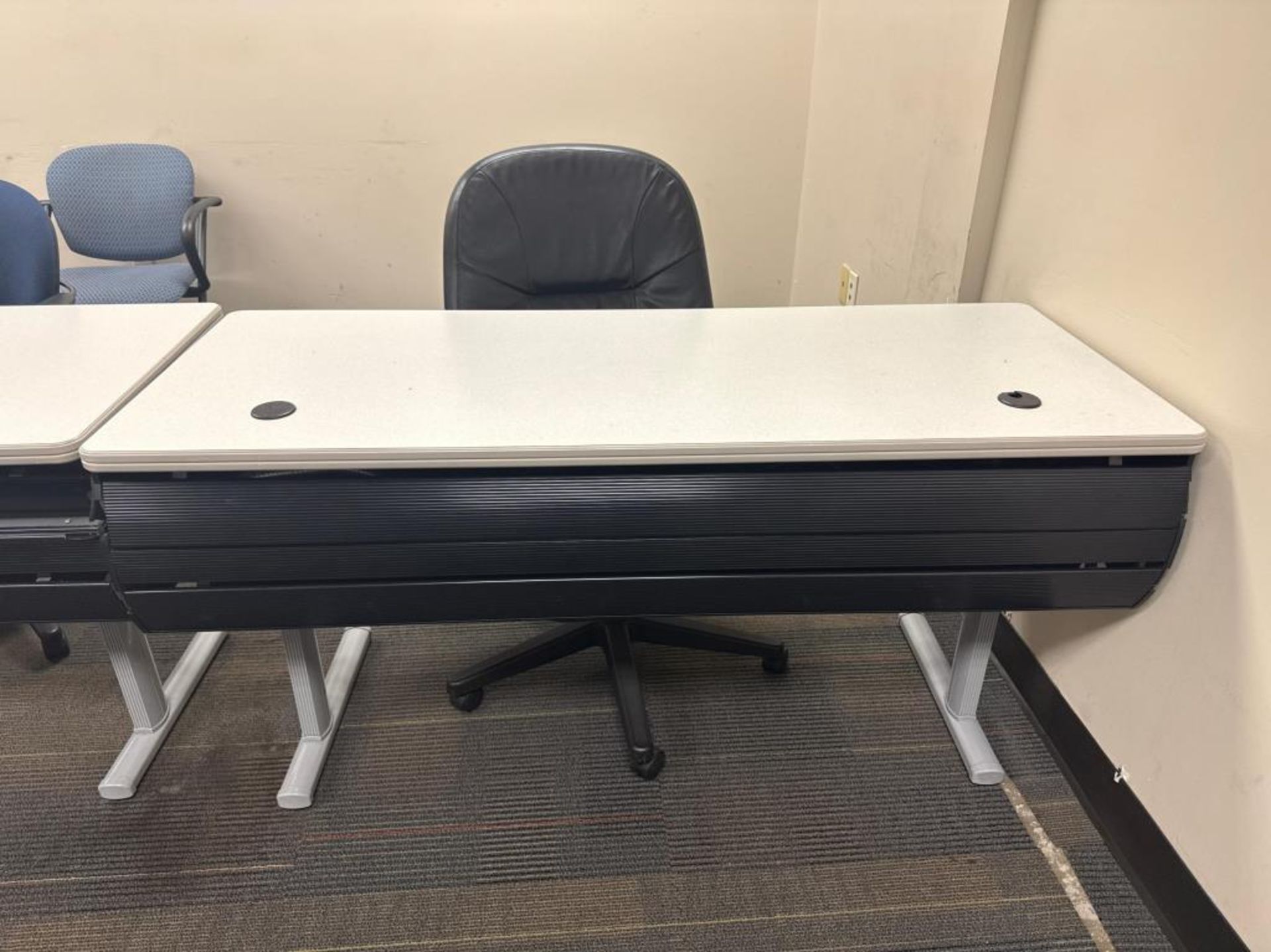 Office Furniture - Image 4 of 8