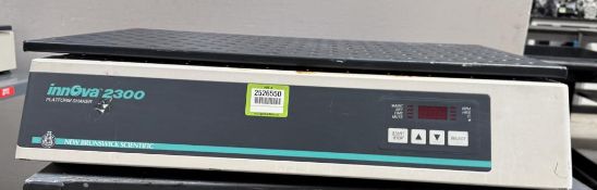 New Brunswick Innova 2300 Platform Shaker