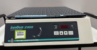 New Brunswick Innova 2100 Platform Shaker