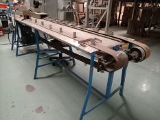 Thermoforming sealing machine