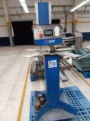 Automatic label printer