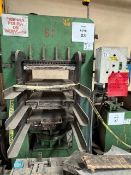 Molding press, capacity 236 tons.