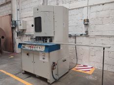 Variable angle double mitre saw